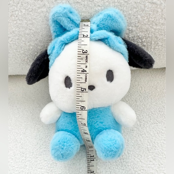 Sanrio Pochacco plushie - Picture 2 of 5